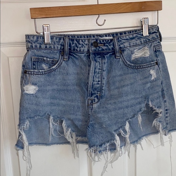 Hidden Destroyed Denim Jean Short light wash high rise size Medium - Picture 1 of 10